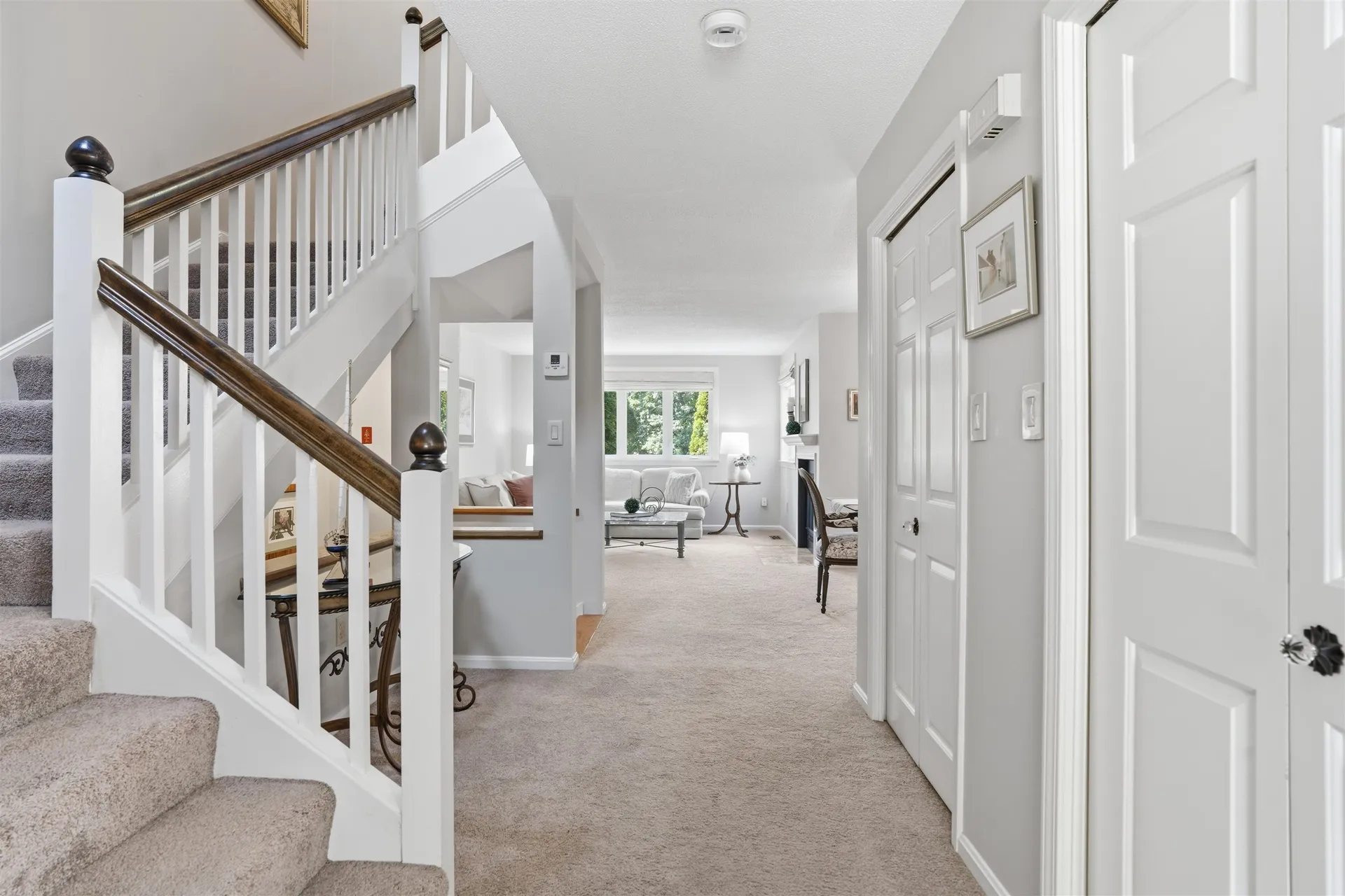 33 Larkspur Court Nashua NH 03062