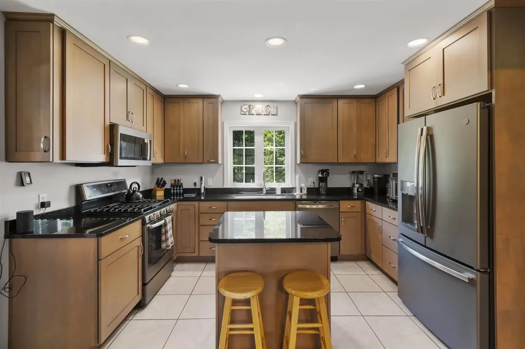 1112 Cobb Hill Road Moretown VT 05660