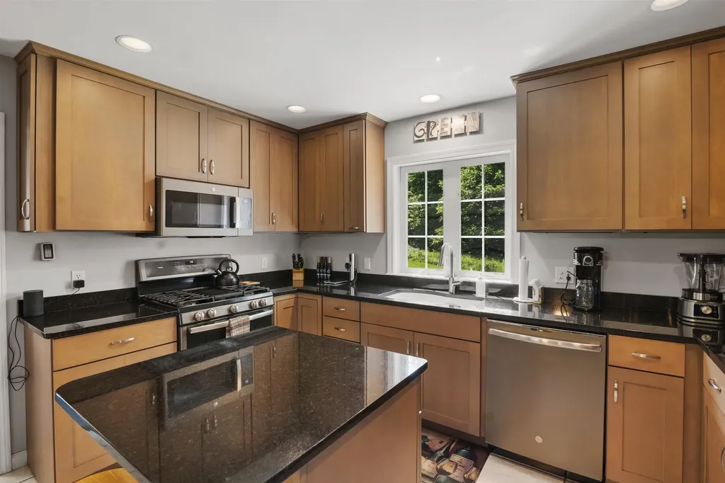 1112 Cobb Hill Road Moretown VT 05660
