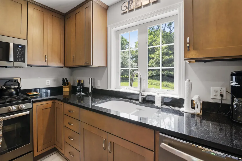 1112 Cobb Hill Road Moretown VT 05660