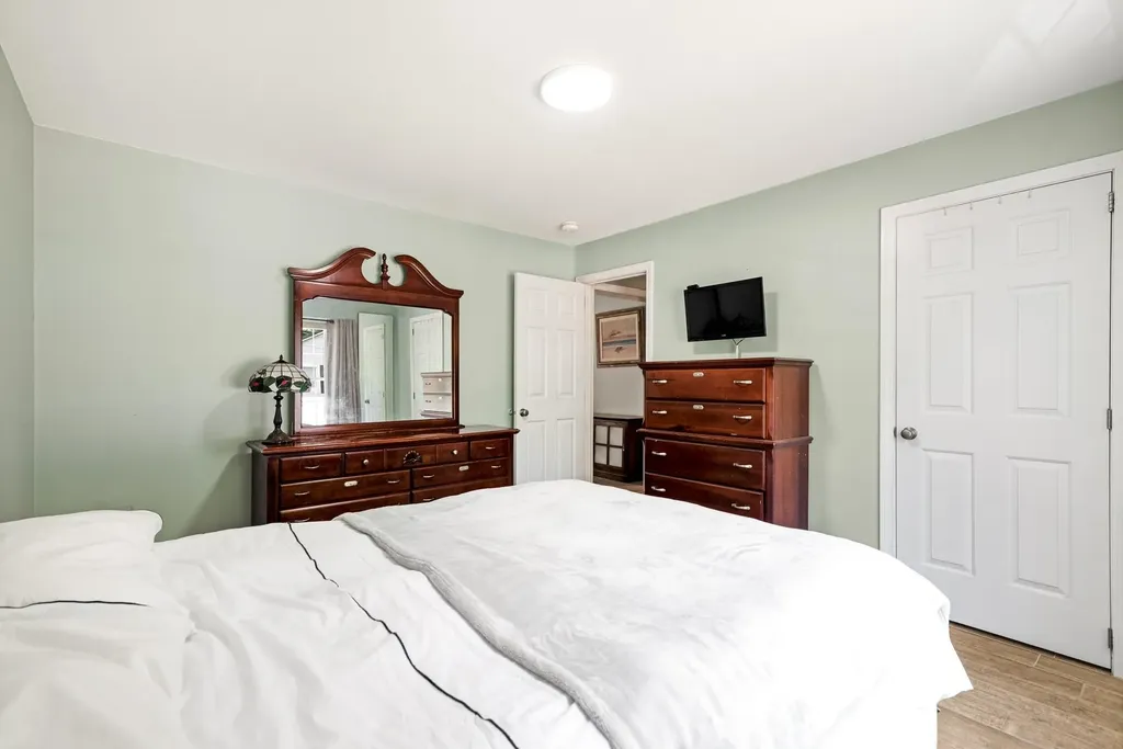 98 Gary Road Middleton NH 03887