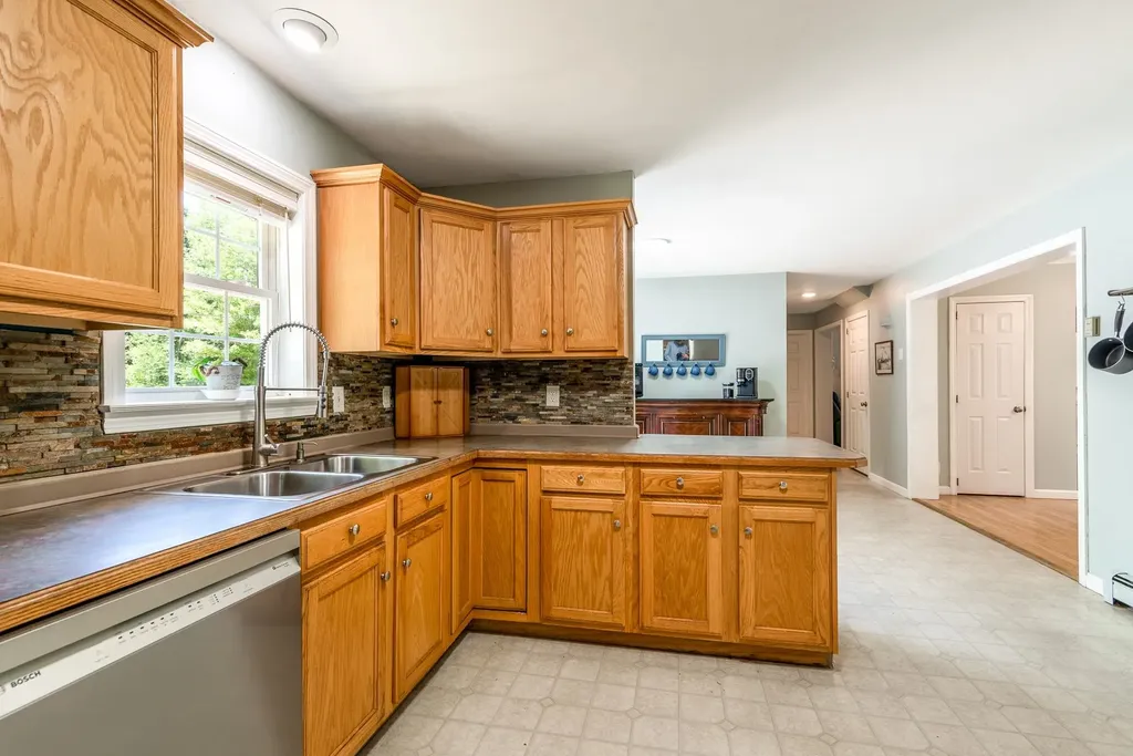 98 Gary Road Middleton NH 03887