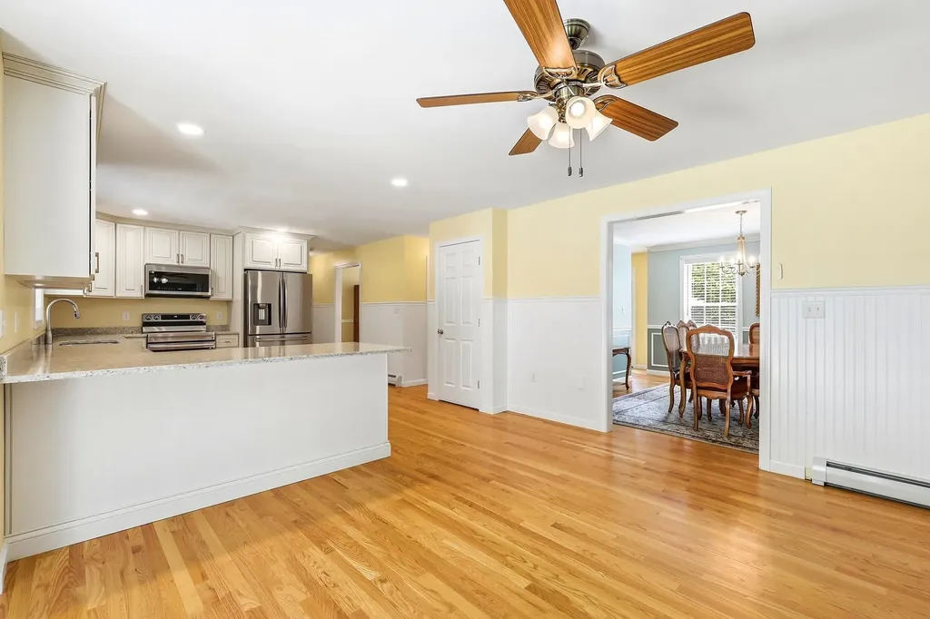 694 Walnut Street Manchester NH 03104