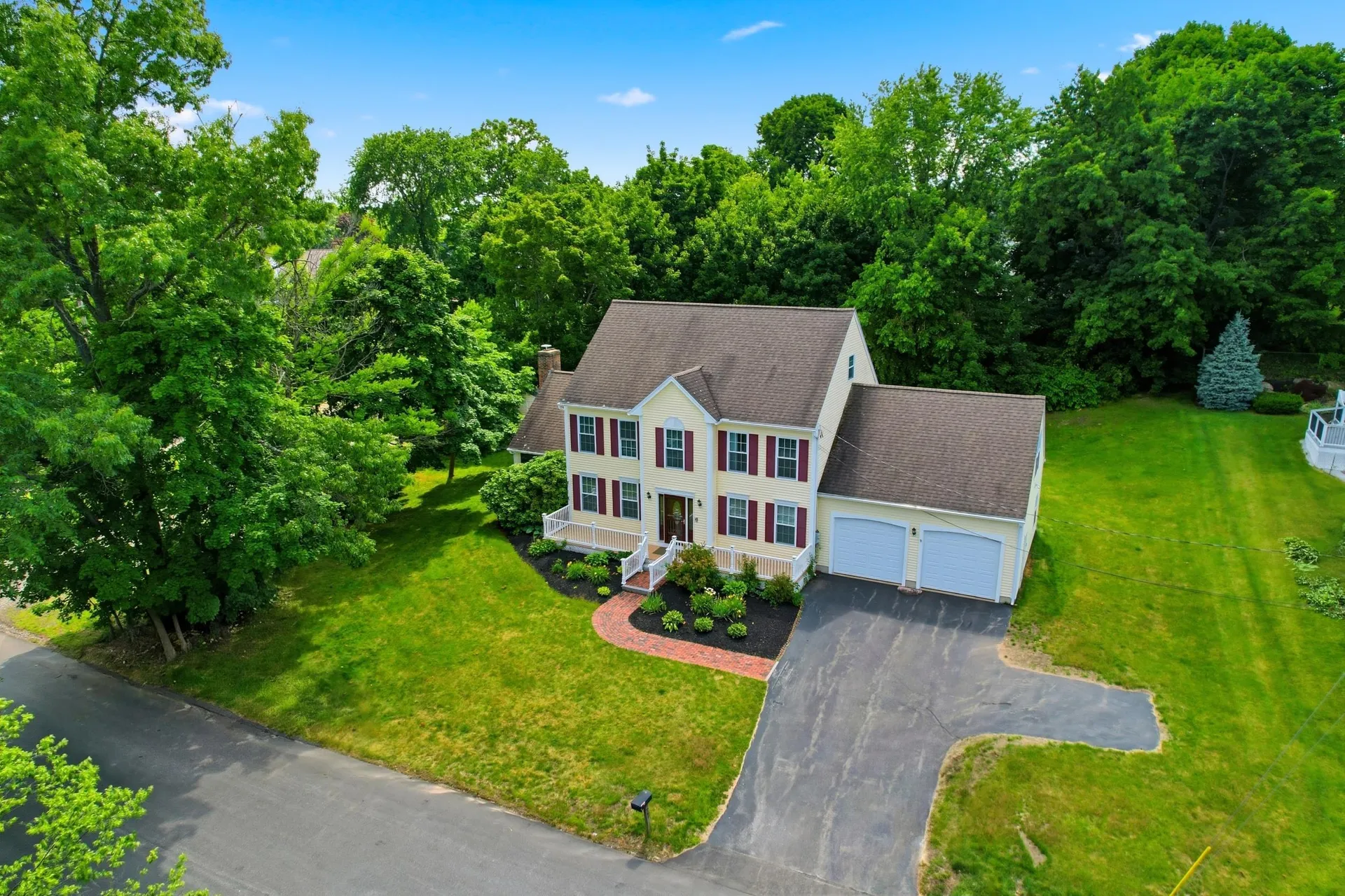 694 Walnut Street Manchester NH 03104