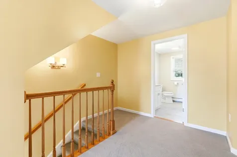 694 Walnut Street Manchester NH 03104