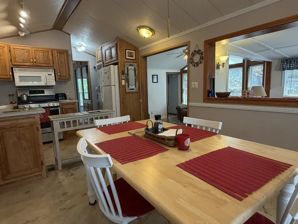 11 Eagle Loop Lane Freedom NH 03836