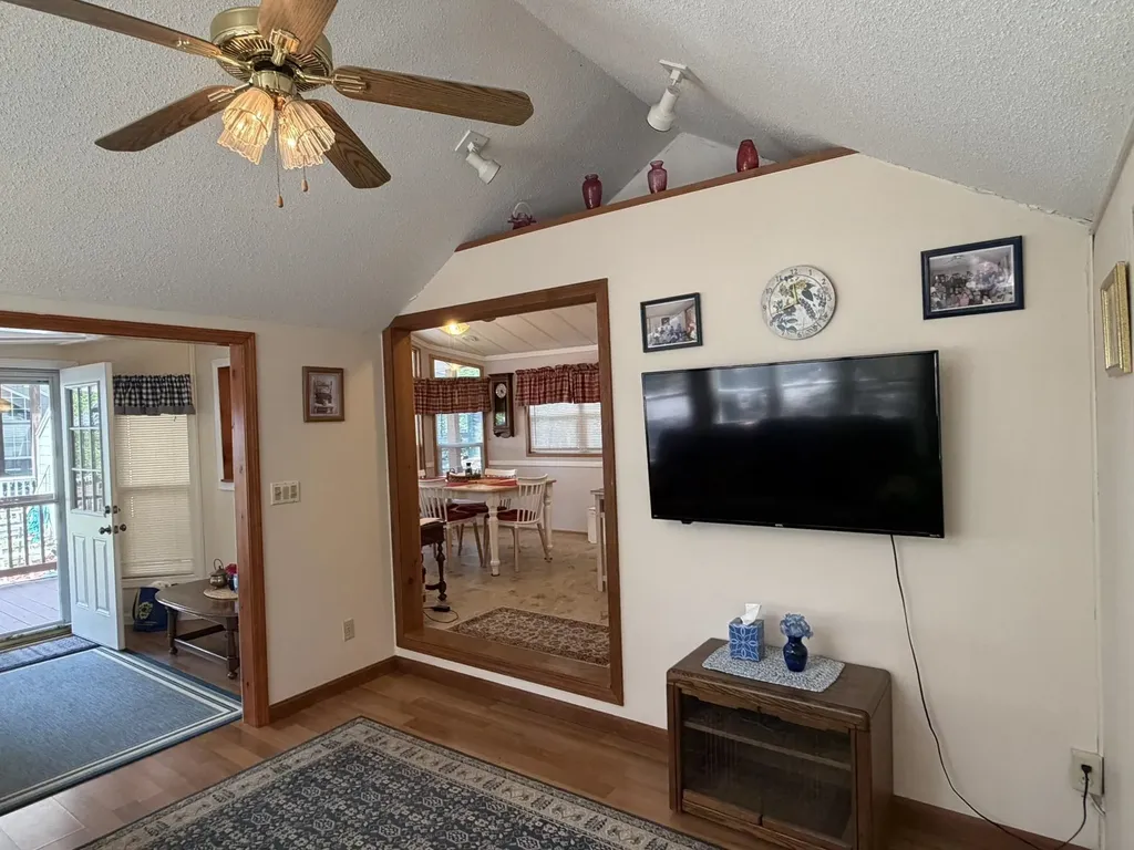 11 Eagle Loop Lane Freedom NH 03836