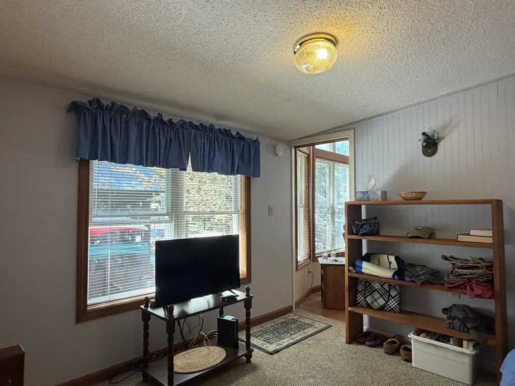 11 Eagle Loop Lane Freedom NH 03836