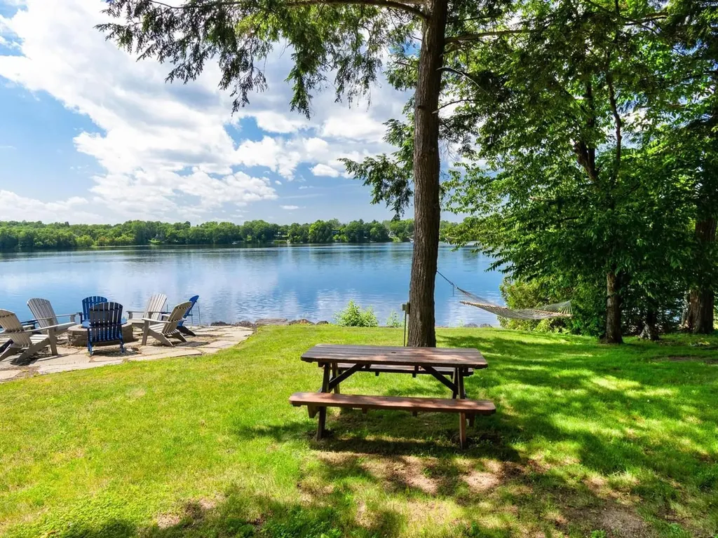 1468 Savage Point Road North Hero VT 05474