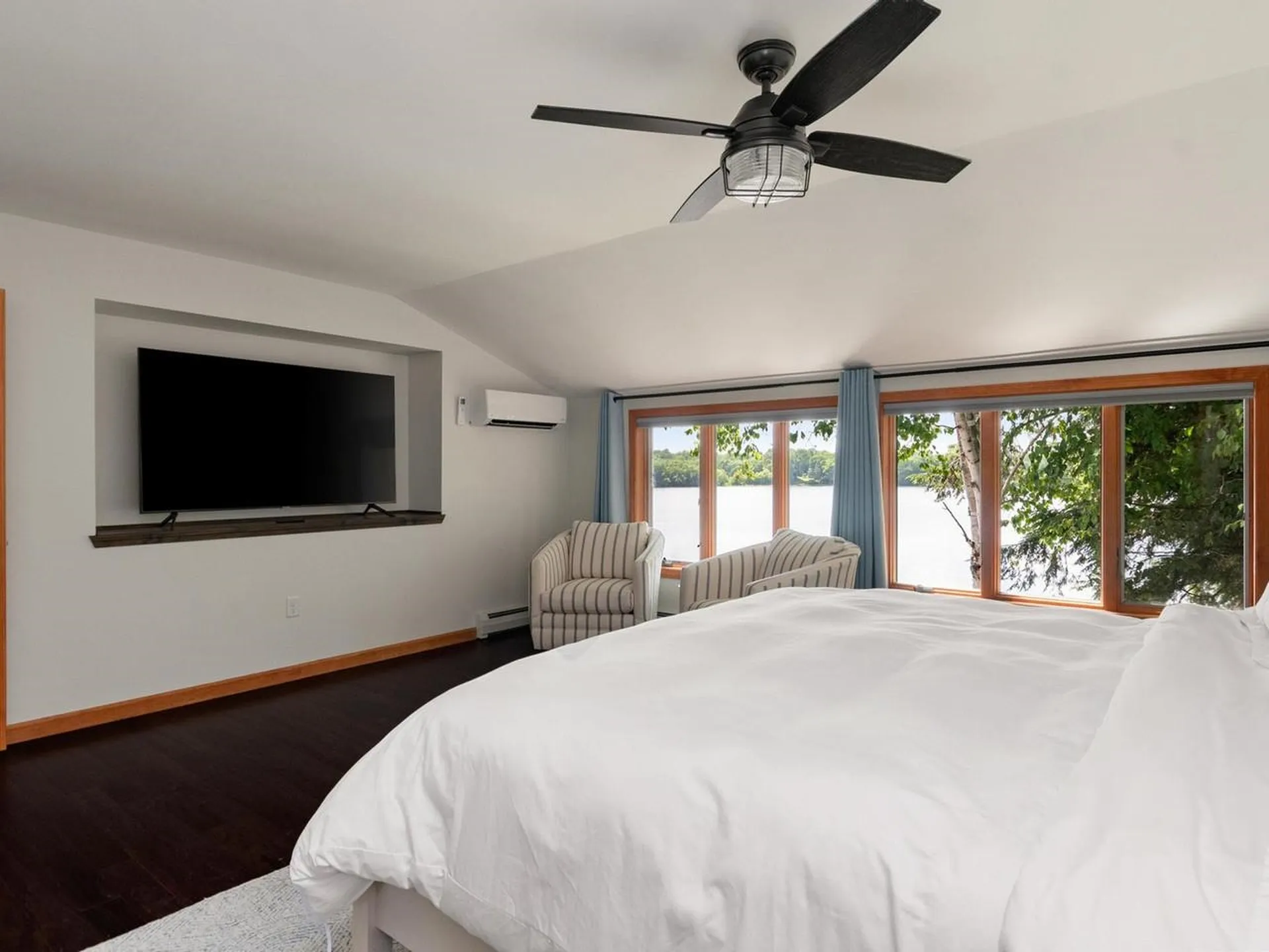 1468 Savage Point Road North Hero VT 05474