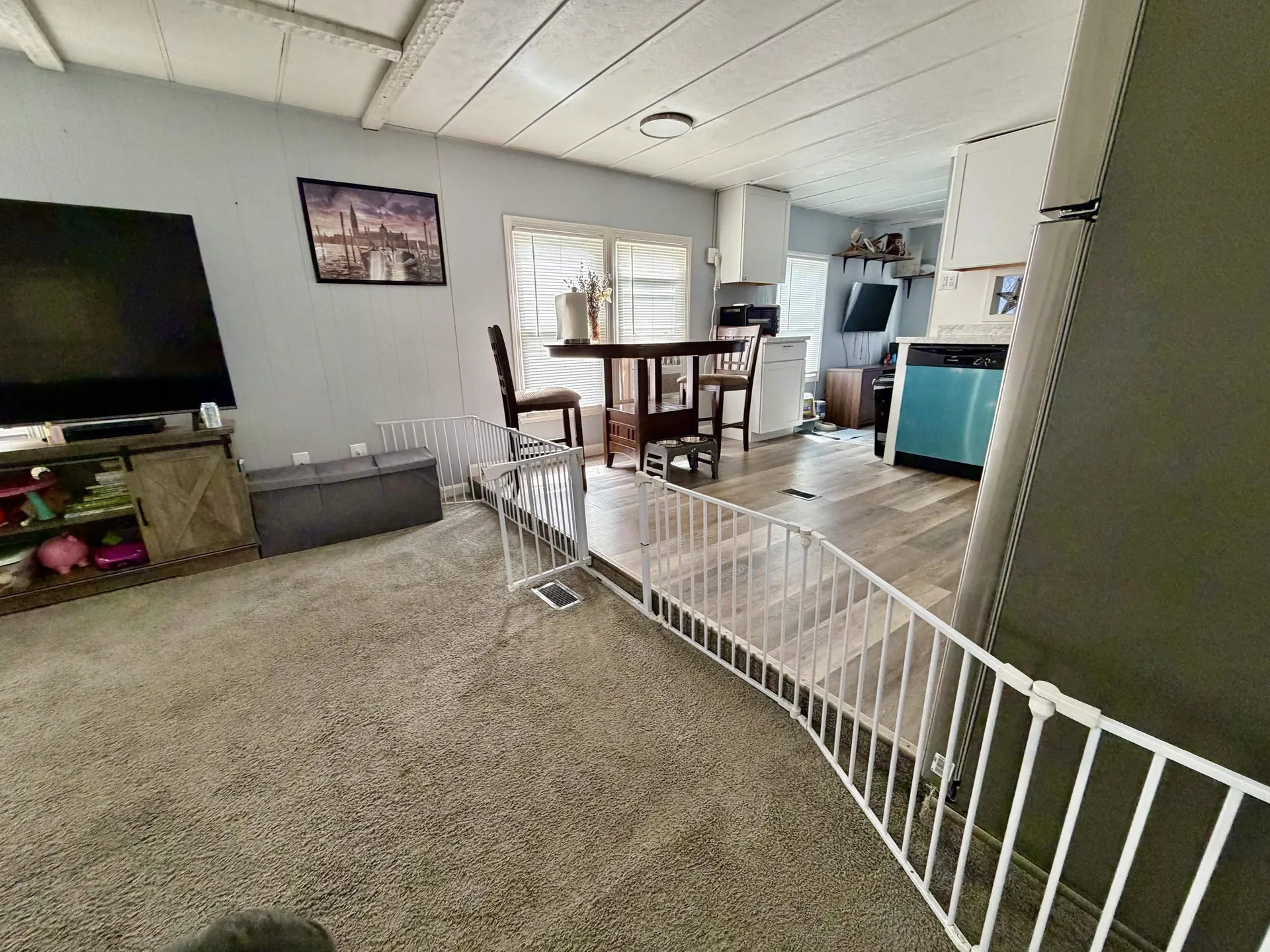 5 Margaret Avenue Raymond NH 03077