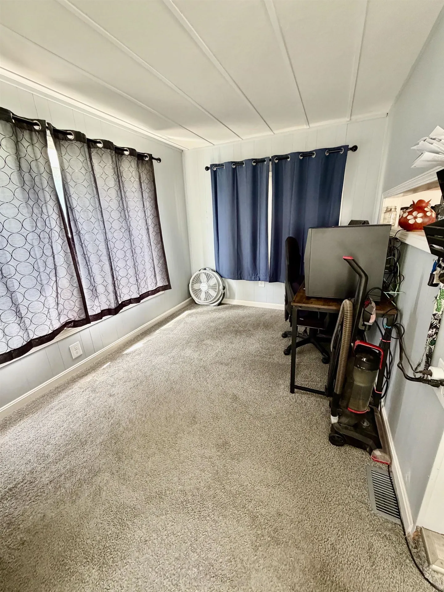 5 Margaret Avenue Raymond NH 03077
