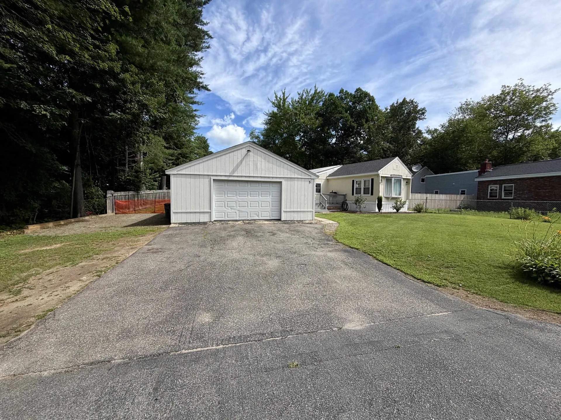 5 Margaret Avenue Raymond NH 03077