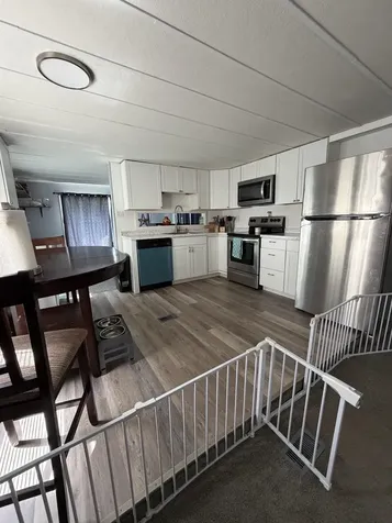 5 Margaret Avenue Raymond NH 03077