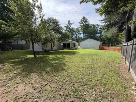 5 Margaret Avenue Raymond NH 03077