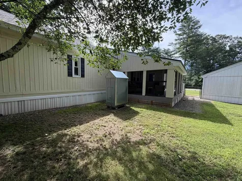 5 Margaret Avenue Raymond NH 03077