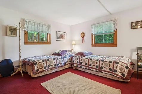 25 Lakeside Drive Unity NH 03773