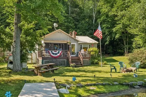 25 Lakeside Drive Unity NH 03773