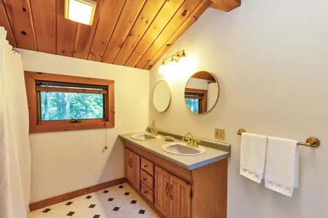 20 Jay Drive Rindge NH 03461