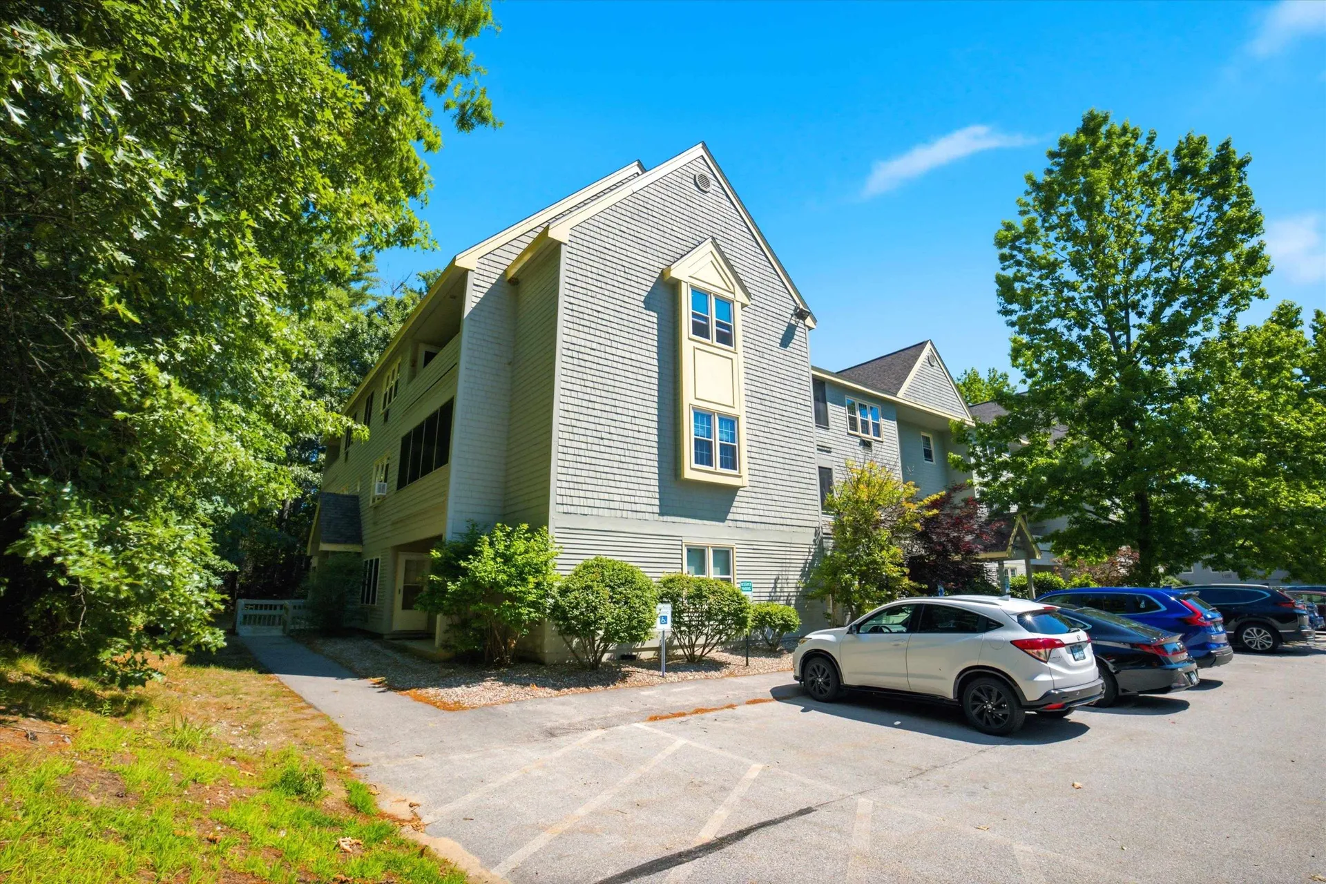 14 Turnbuckle Lane Merrimack NH 03054