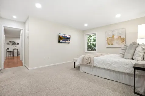 14 Turnbuckle Lane Merrimack NH 03054