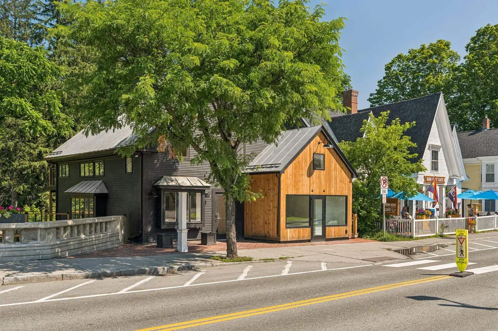 26 Central Street Woodstock VT 05091