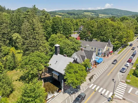 26 Central Street Woodstock VT 05091