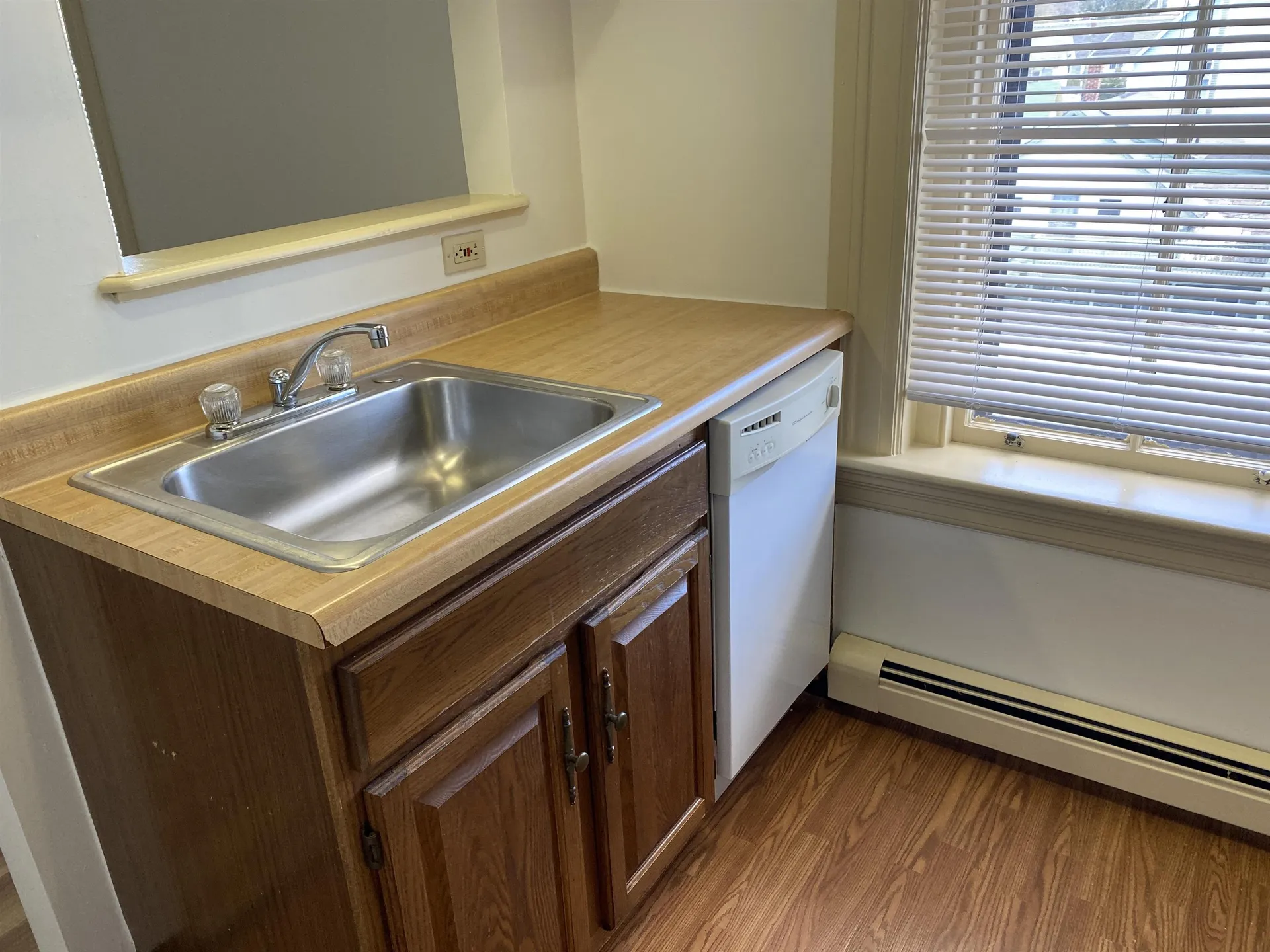 124 Orange Street Manchester NH 03103