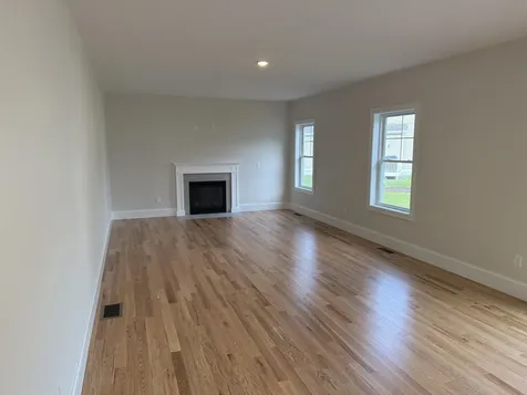 10 Wilderness Drive Nashua NH 03062