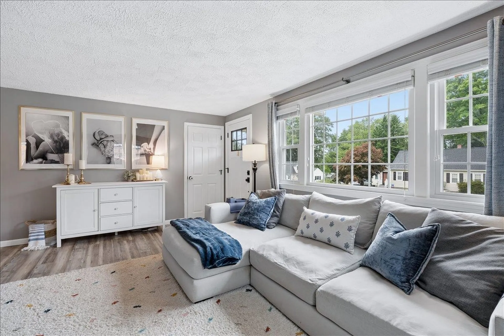 4 Sprucewood Avenue Nashua NH 03062