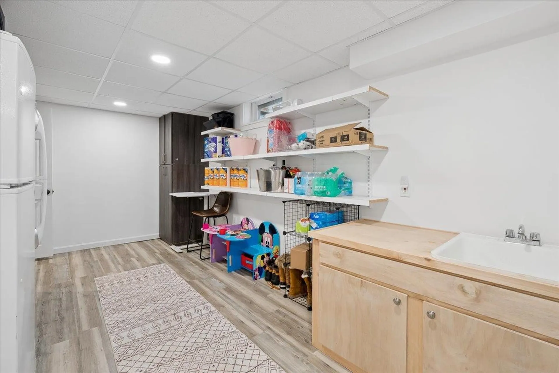 4 Sprucewood Avenue Nashua NH 03062