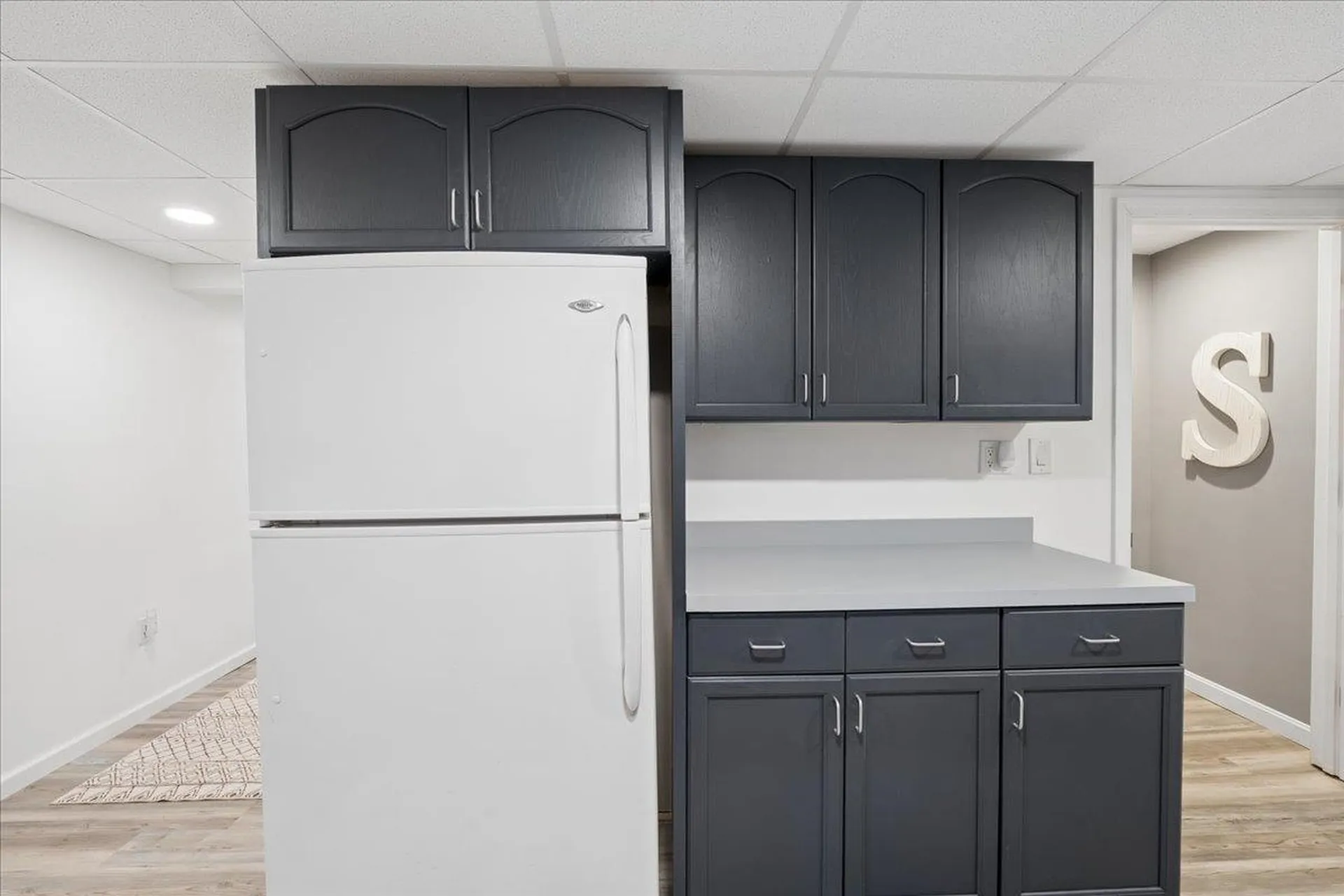 4 Sprucewood Avenue Nashua NH 03062