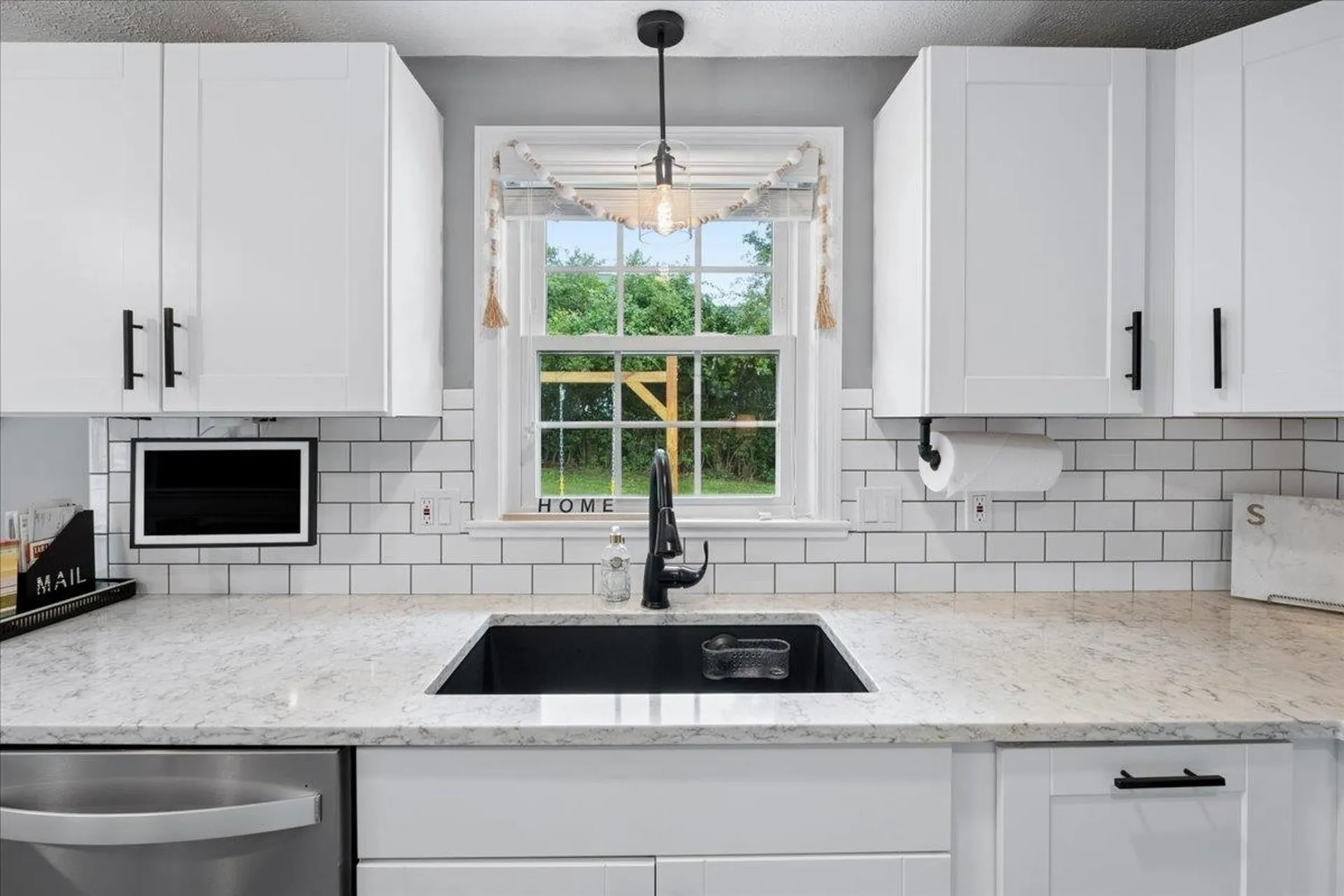 4 Sprucewood Avenue Nashua NH 03062