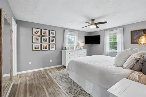 4 Sprucewood Avenue Nashua NH 03062