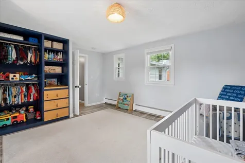 4 Sprucewood Avenue Nashua NH 03062