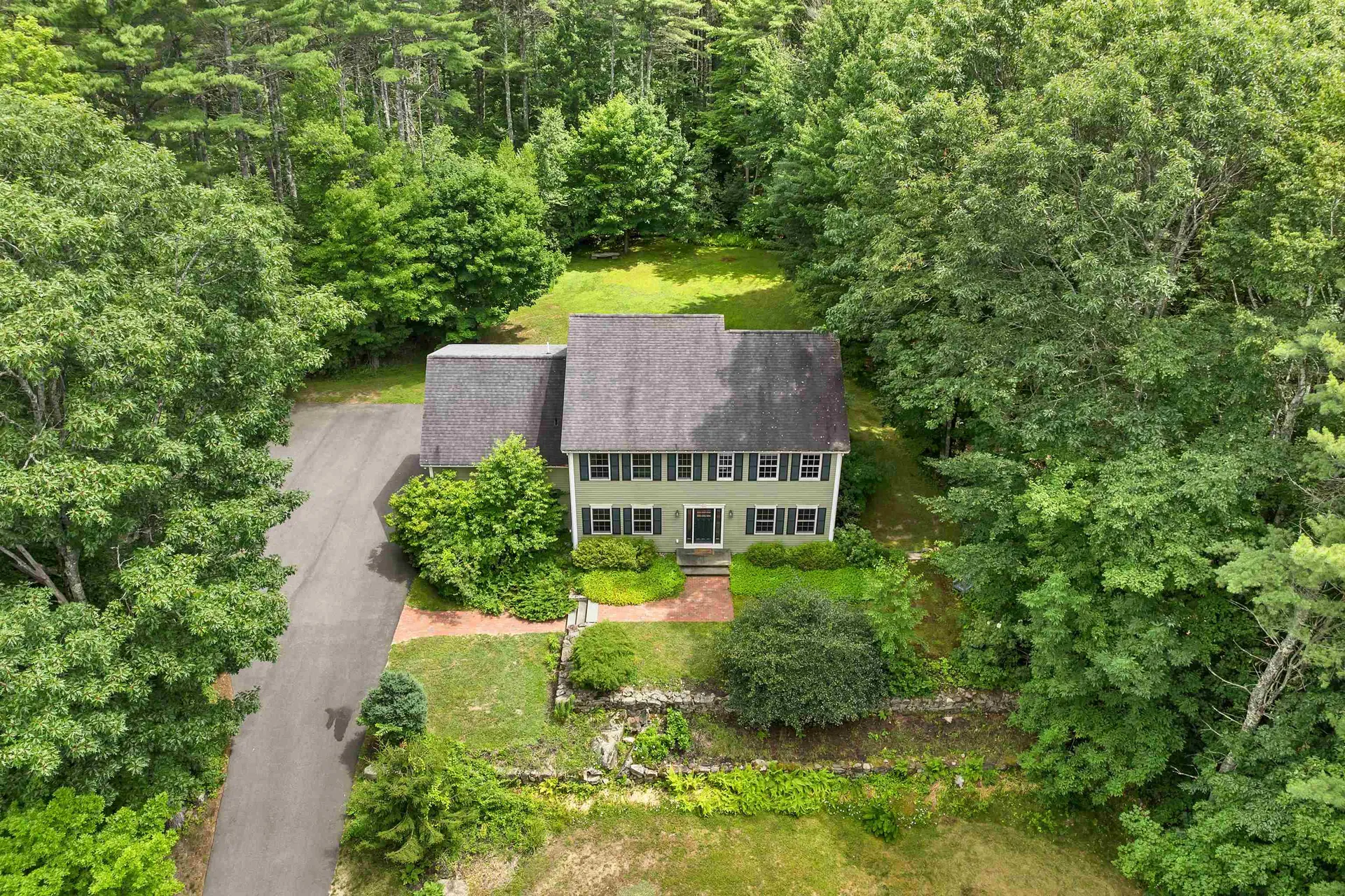 17 Federal Corner Road Tuftonboro NH 03816