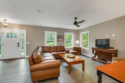 17 Federal Corner Road Tuftonboro NH 03816