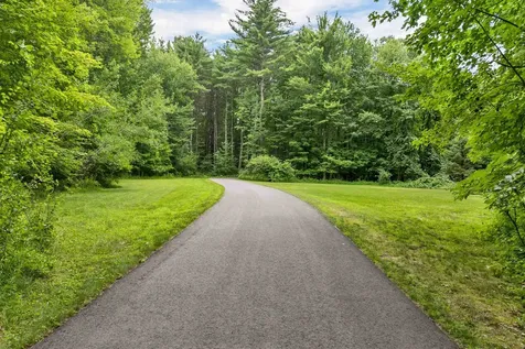 17 Federal Corner Road Tuftonboro NH 03816