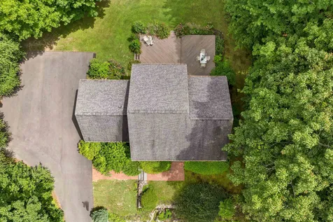 17 Federal Corner Road Tuftonboro NH 03816