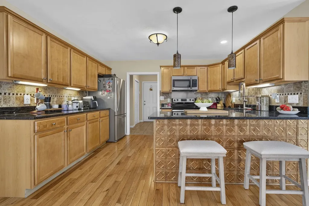 57 Baldwin Street Nashua NH 03064
