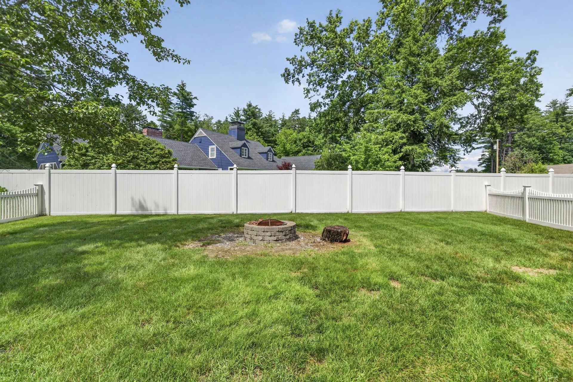 57 Baldwin Street Nashua NH 03064