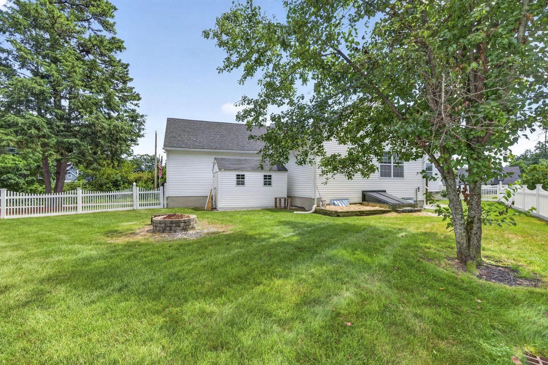 57 Baldwin Street Nashua NH 03064