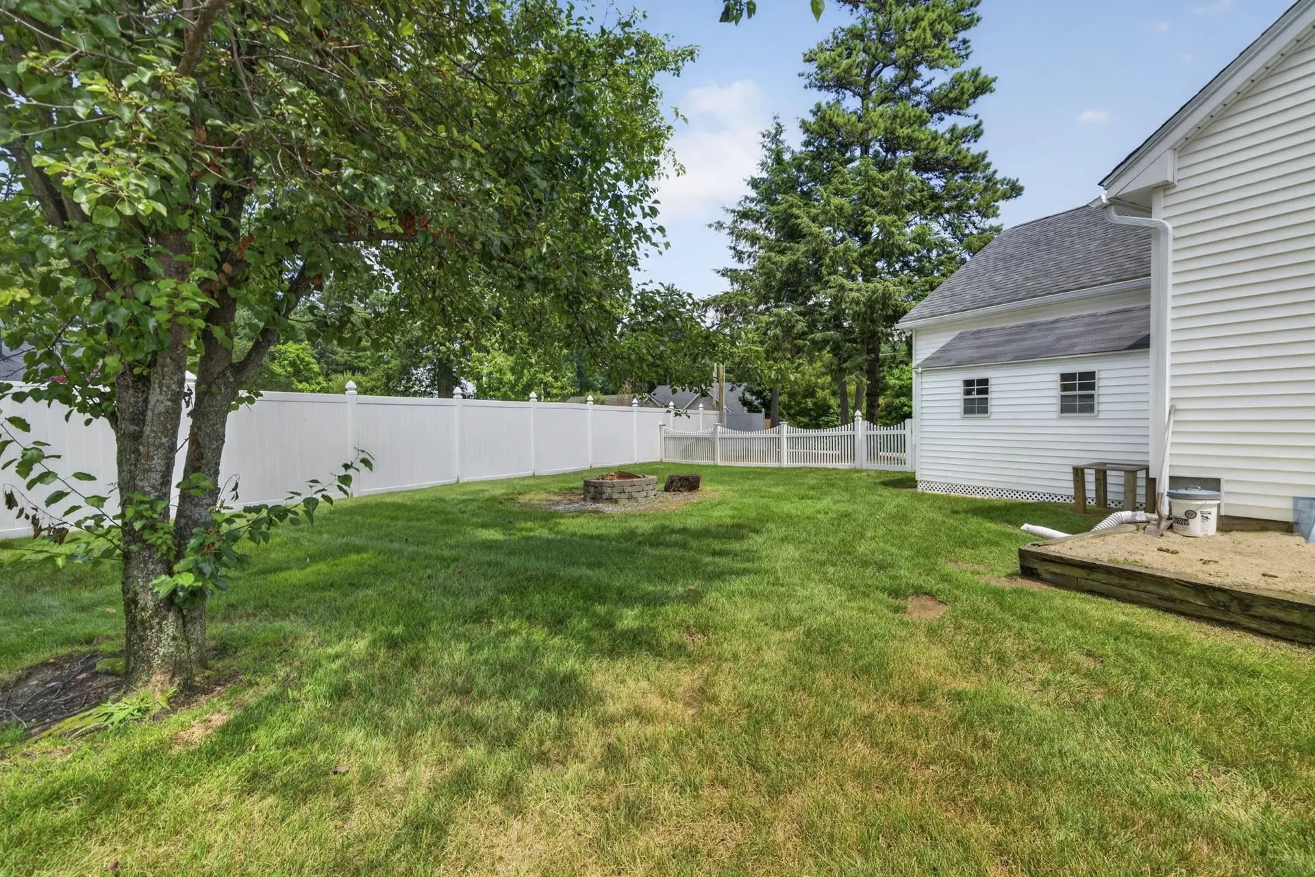 57 Baldwin Street Nashua NH 03064