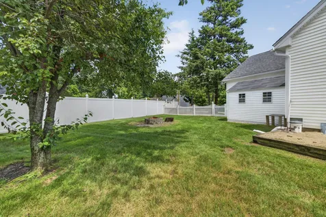 57 Baldwin Street Nashua NH 03064