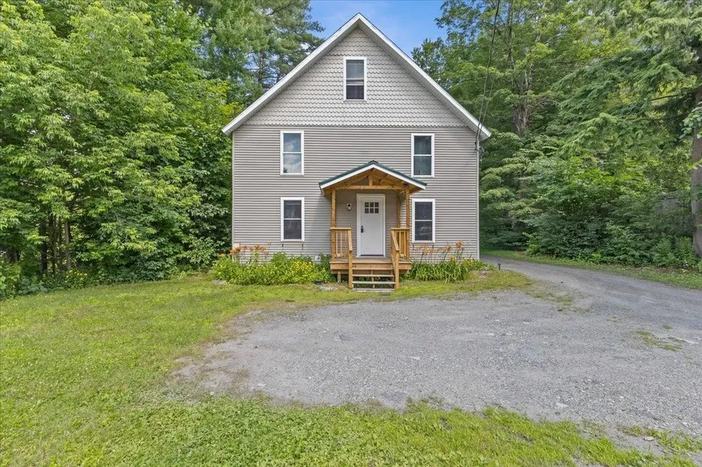 293 Congress Street Morristown VT 05661