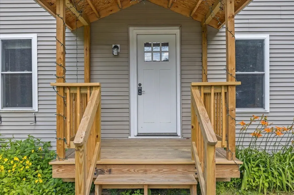 293 Congress Street Morristown VT 05661