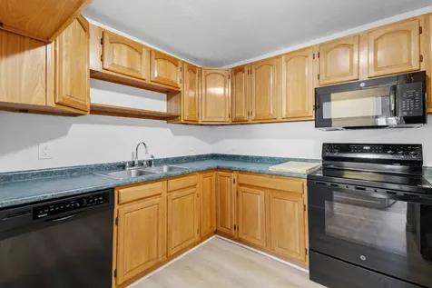 128 Loudon Road Concord NH 03301