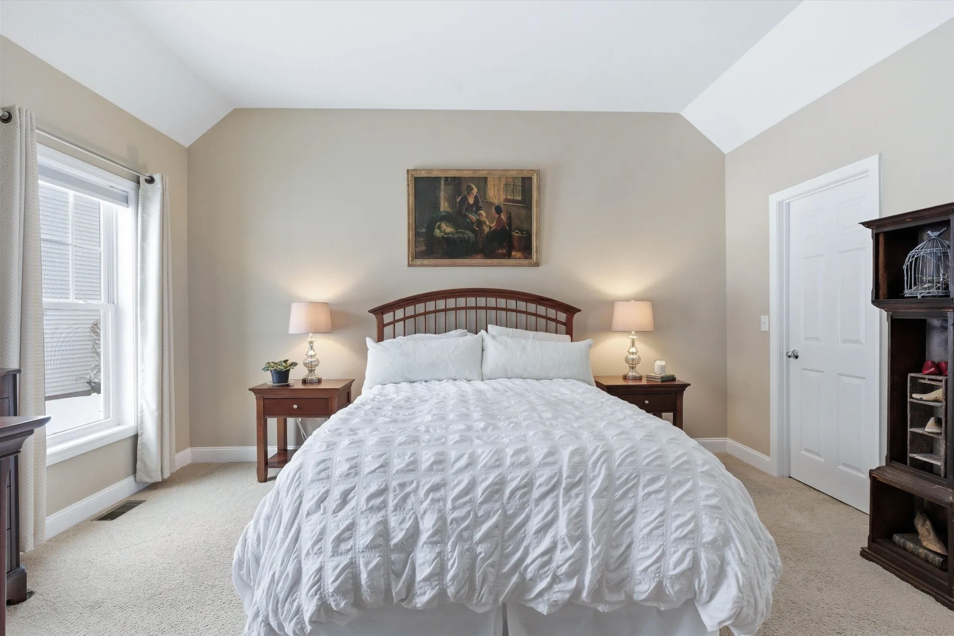 32 Peacock Brook Lane Amherst NH 03031