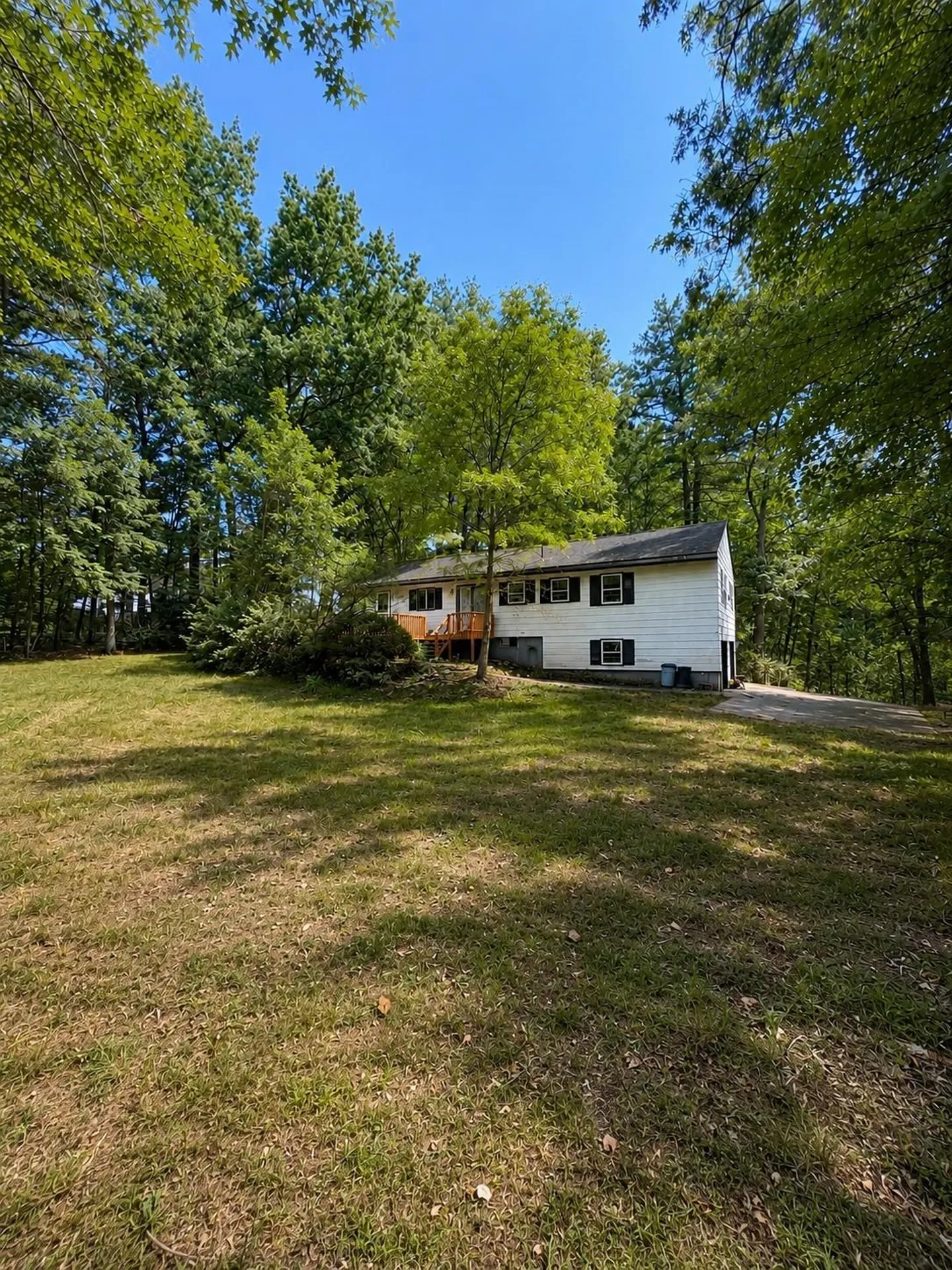 21 Sharon Road Windham NH 03087