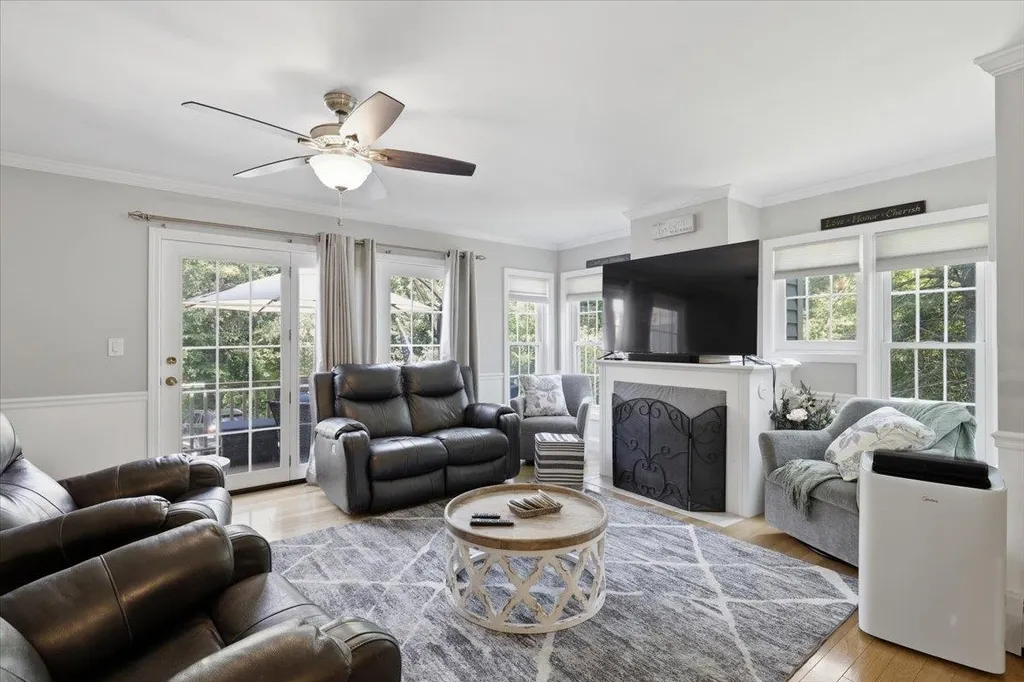 1465 Hooksett Road Hooksett NH 03106